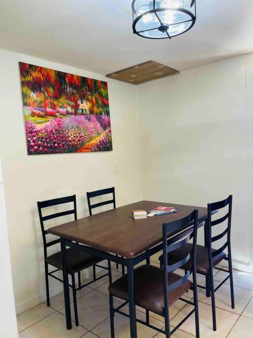 Quaint Historic Cottage In Downtown フェニックス エクステリア 写真